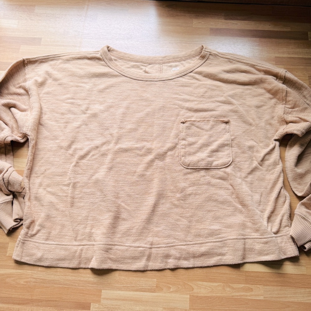 Aerie ribbed cropped tan long sleeve shirt size medium